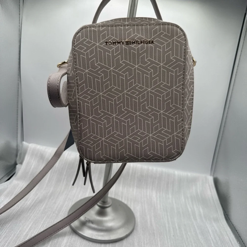 Tommy Hilfiger Crossbody adjustable strap taupe color NWT $108